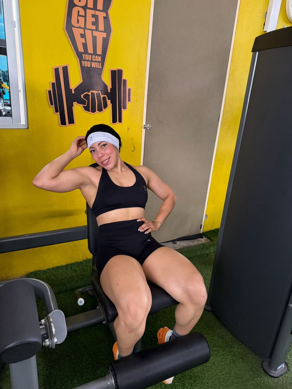 Power Up Sports Bras- Black